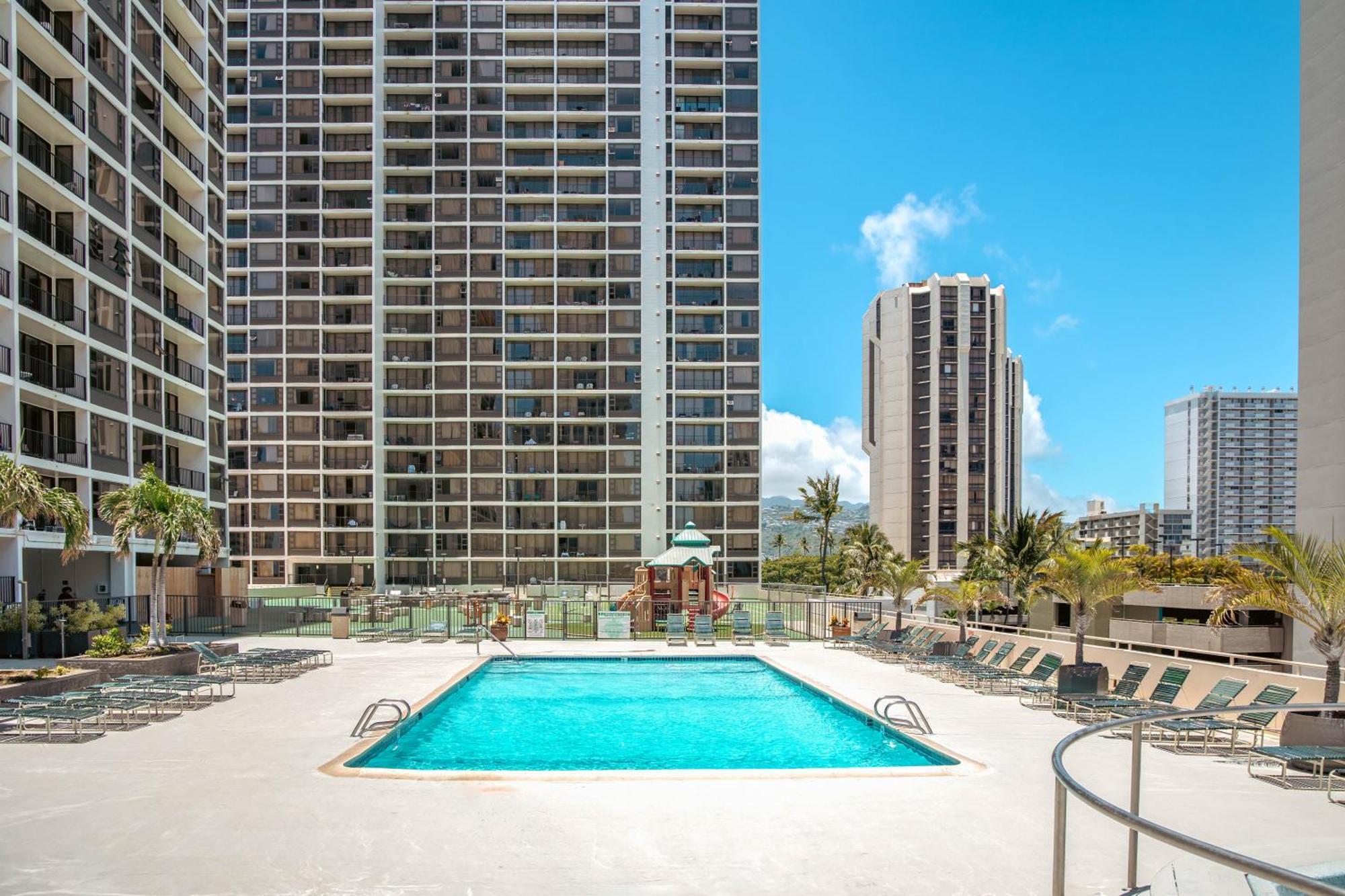 Apartment Waikiki Upscale 1 Bedroom - Ocean Views - Parking